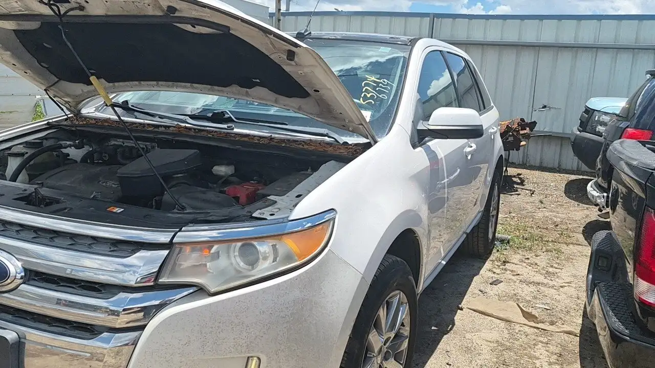 Photo of 2011 Ford Edge
