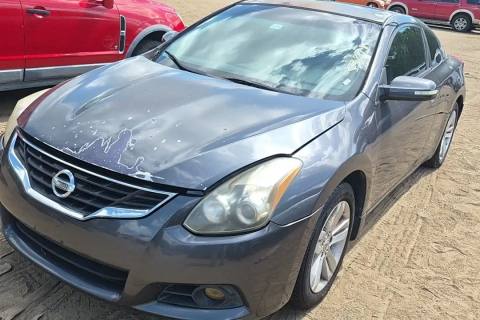 Photo of 2010 Nissan Altima