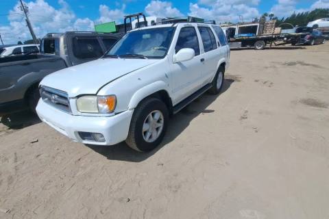 Photo of 2001 Nissan Pathfinder