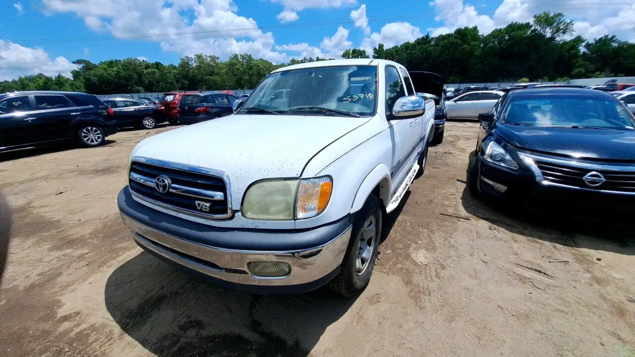 Photo of 2001 Toyota Tundra