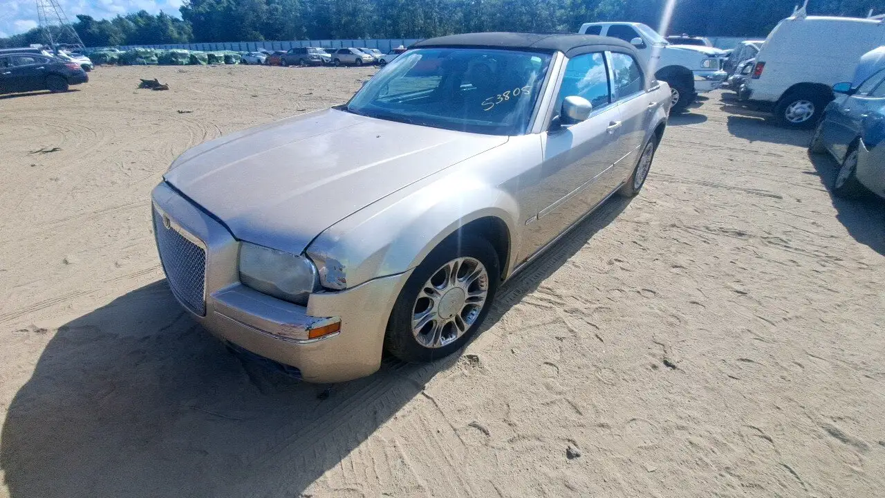 Photo of 2005 Chrysler 300