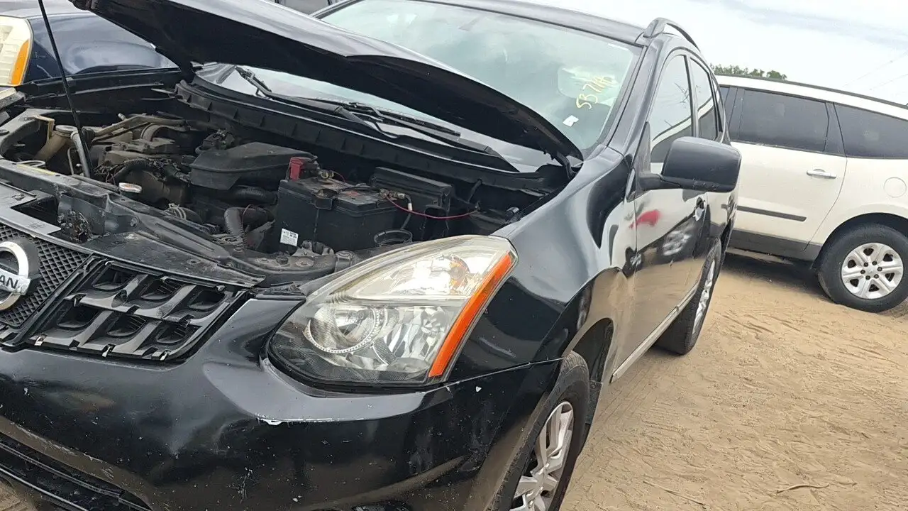 Photo of 2014 Nissan Rogue Select
