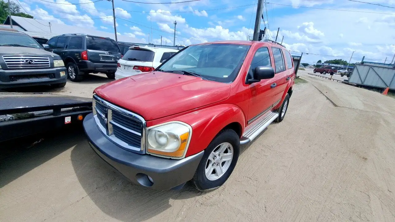 Photo of 2005 Dodge Durango
