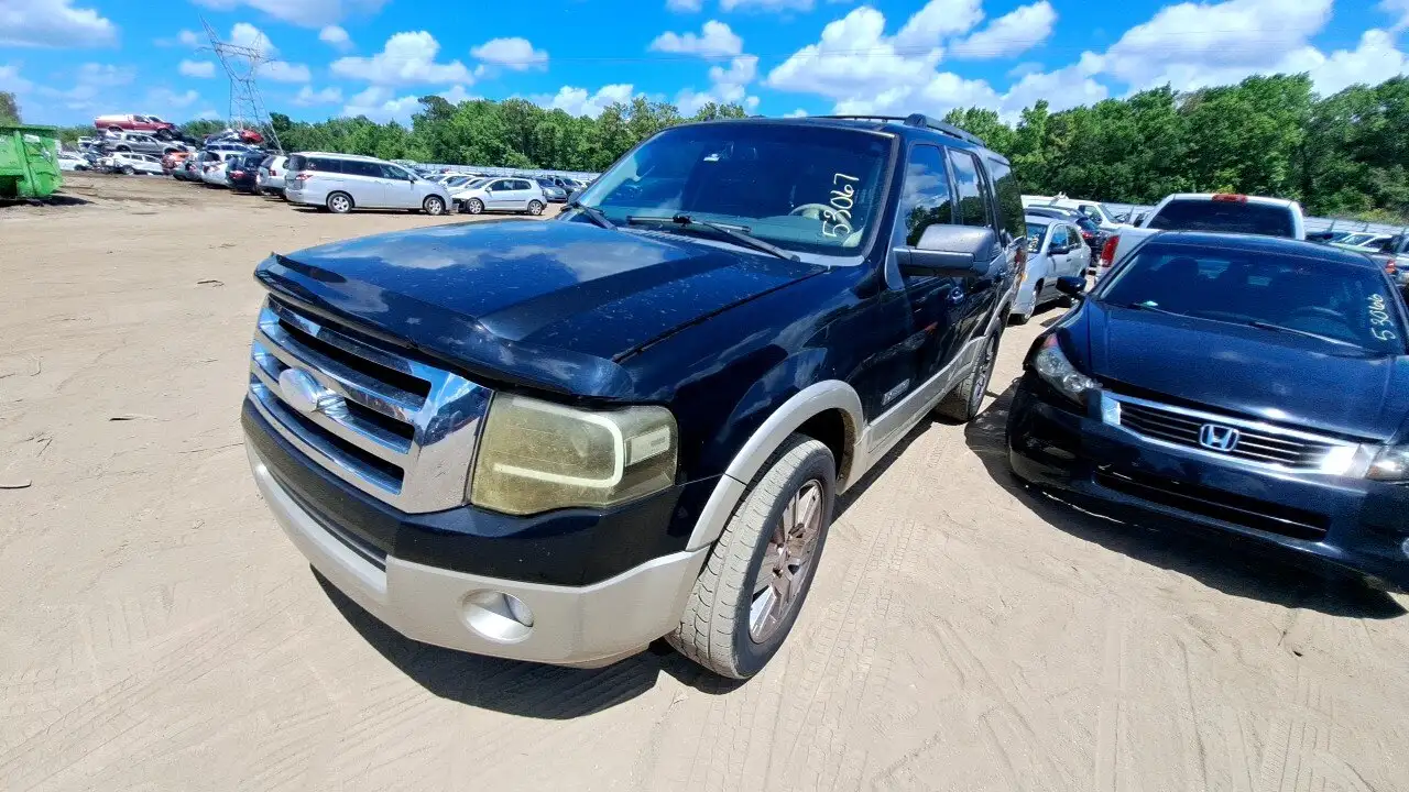 Photo of 2008 Ford Expedition