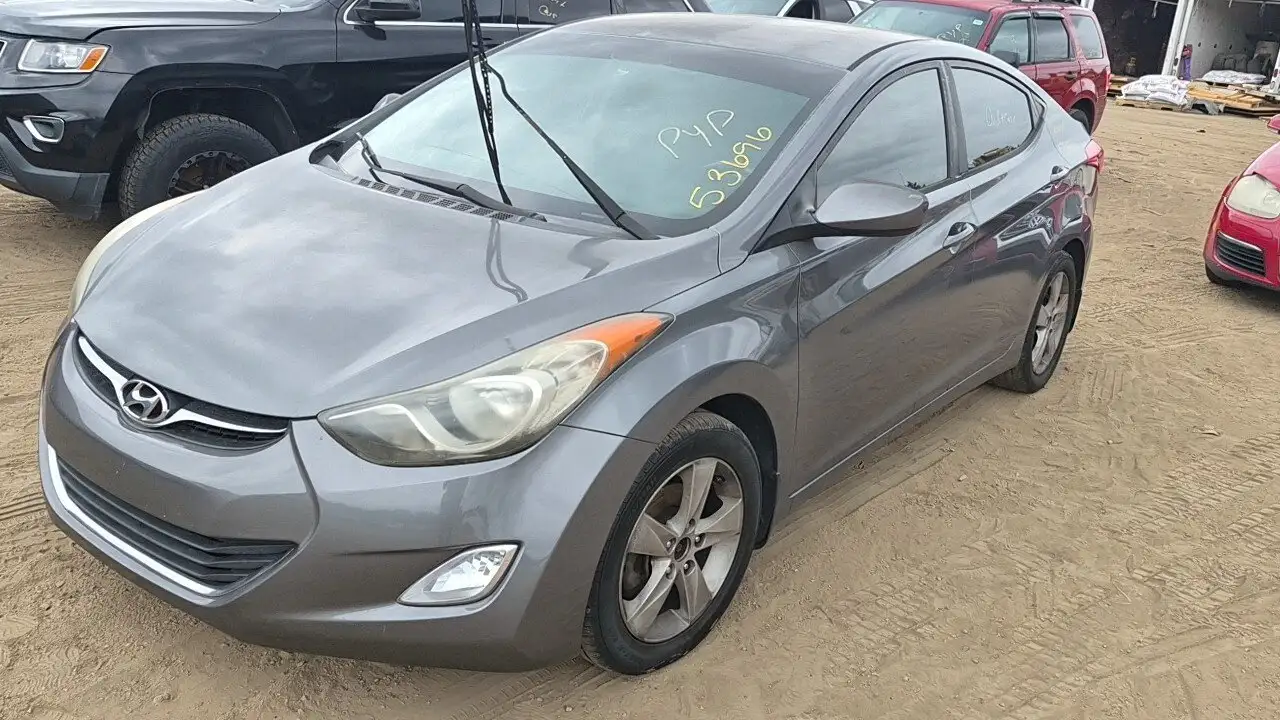 Photo of 2013 Hyundai Elantra