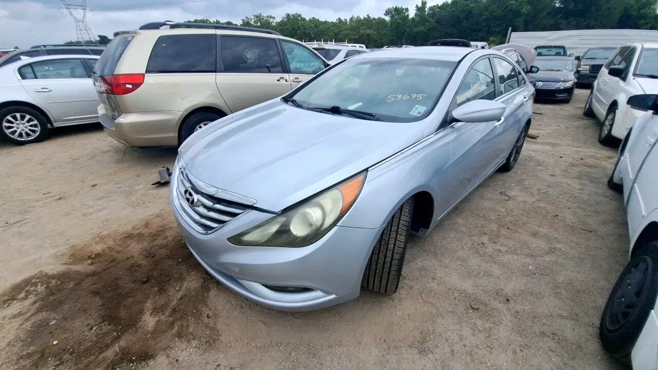 Photo of 2011 Hyundai Sonata
