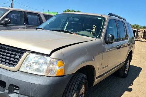Photo of 2005 Ford Explorer
