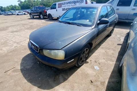 Photo of 2001 Hyundai Elantra