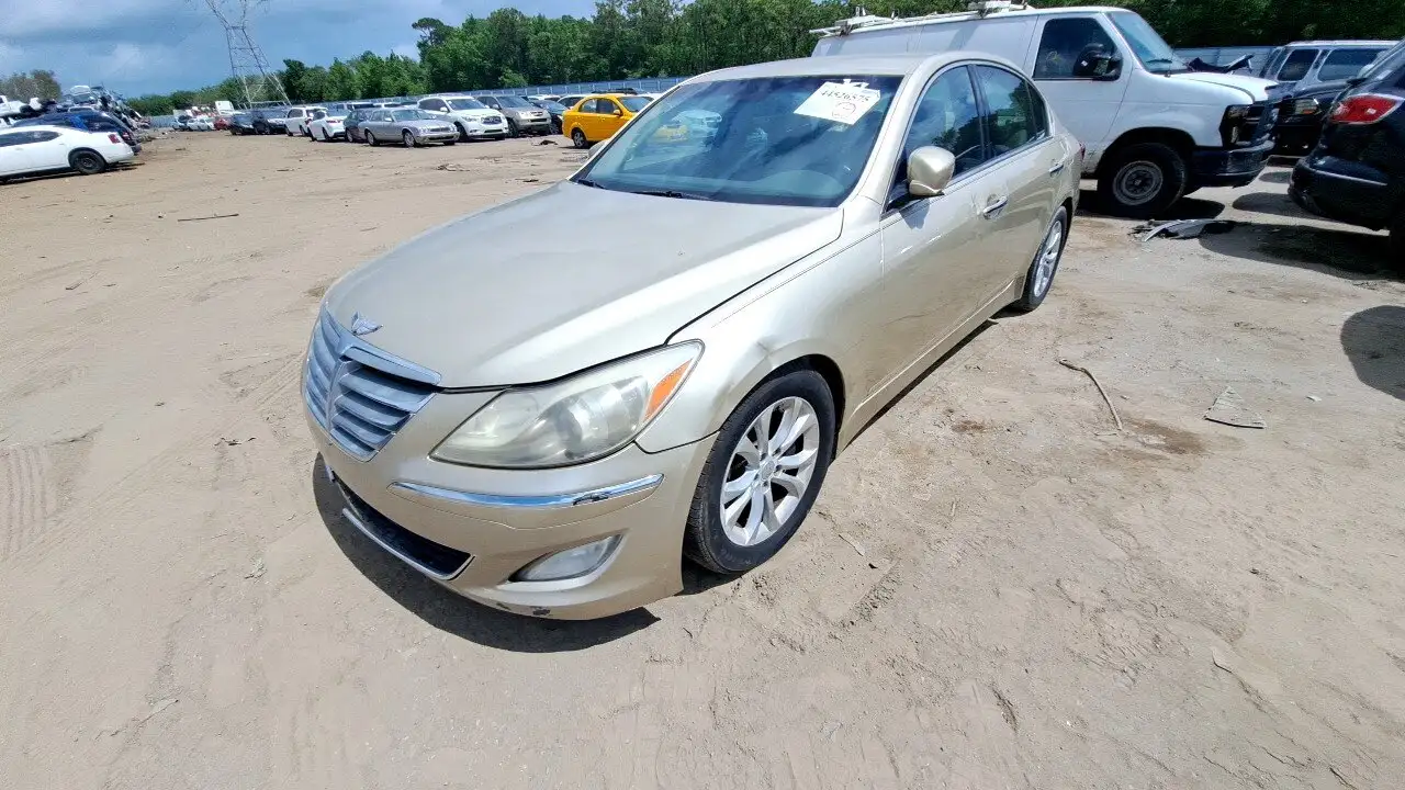 Photo of 2012 Hyundai Genesis