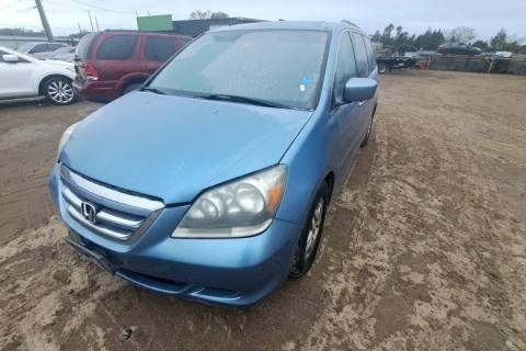 Photo of 2005 Honda Odyssey