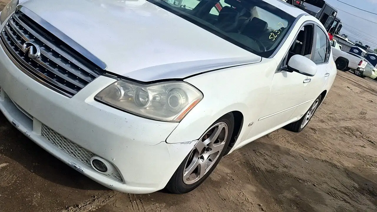 Photo of 2006 Infiniti M35