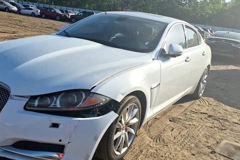 Photo of 2015 Jaguar Xf