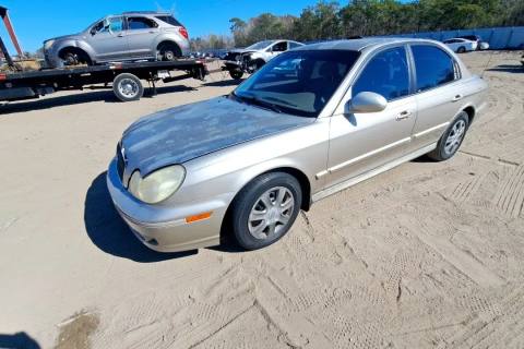 Photo of 2005 Hyundai Sonata