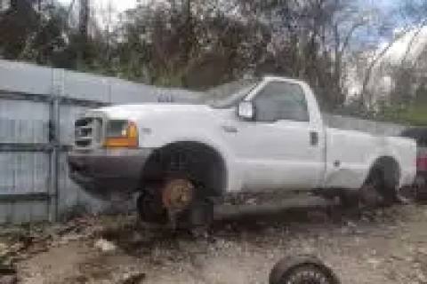 Photo of 1999 Ford F-250