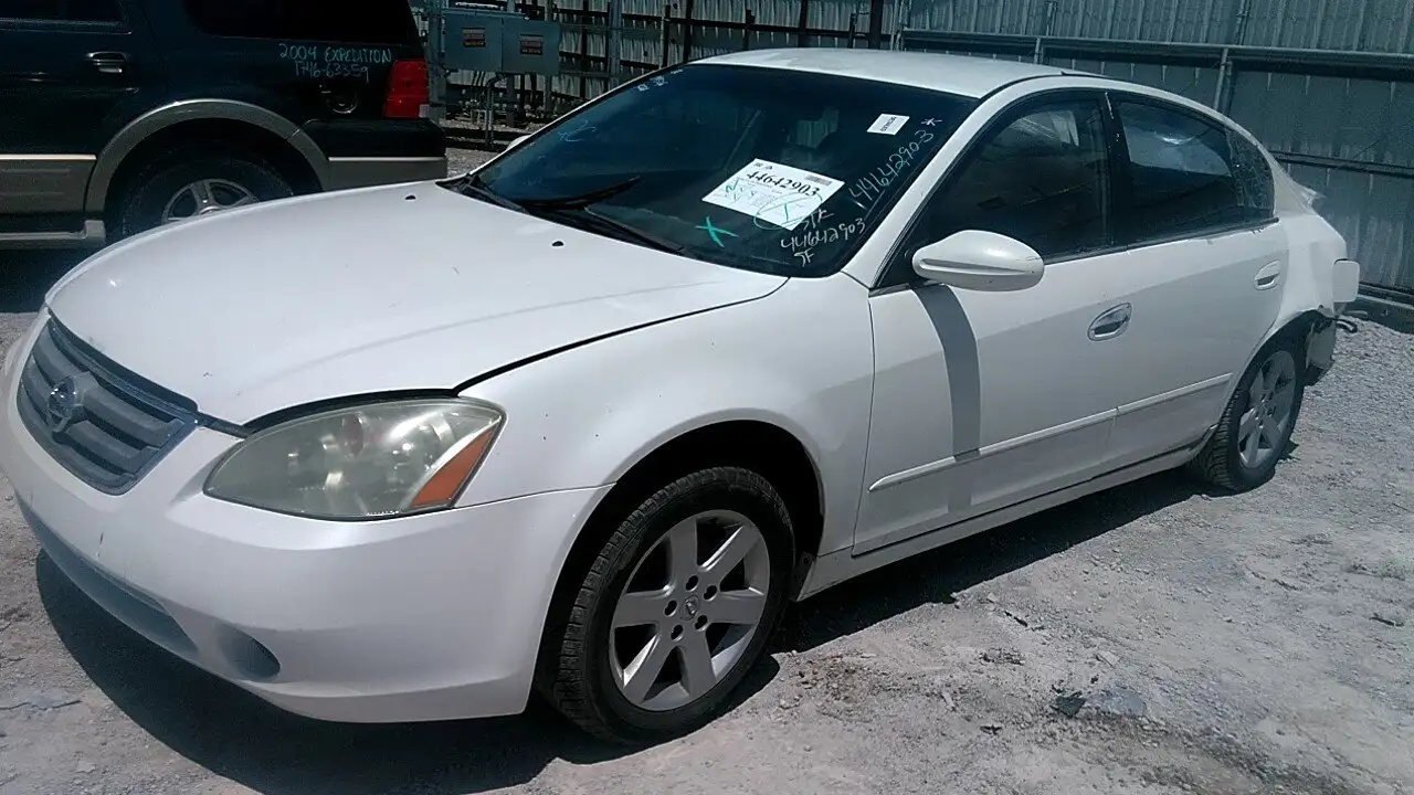 Photo of 2003 Nissan Altima