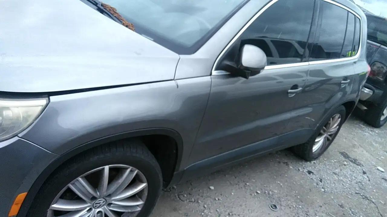 Photo of 2011 Volkswagen Tiguan