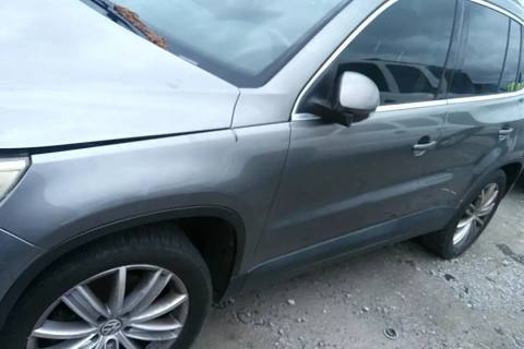 Photo of 2011 Volkswagen Tiguan