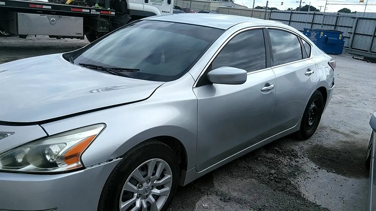Photo of 2014 Nissan Altima