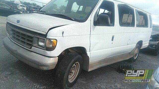 Photo of 1996 Ford E-350 Econoline Club Wagon