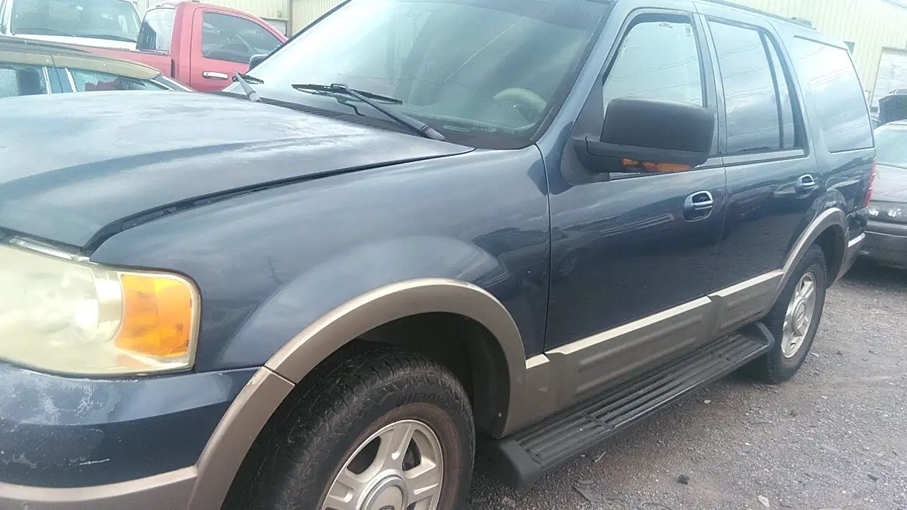 Photo of 2003 Ford Expedition