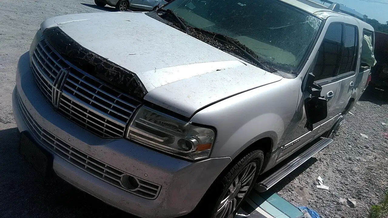 Photo of 2010 Lincoln Navigator