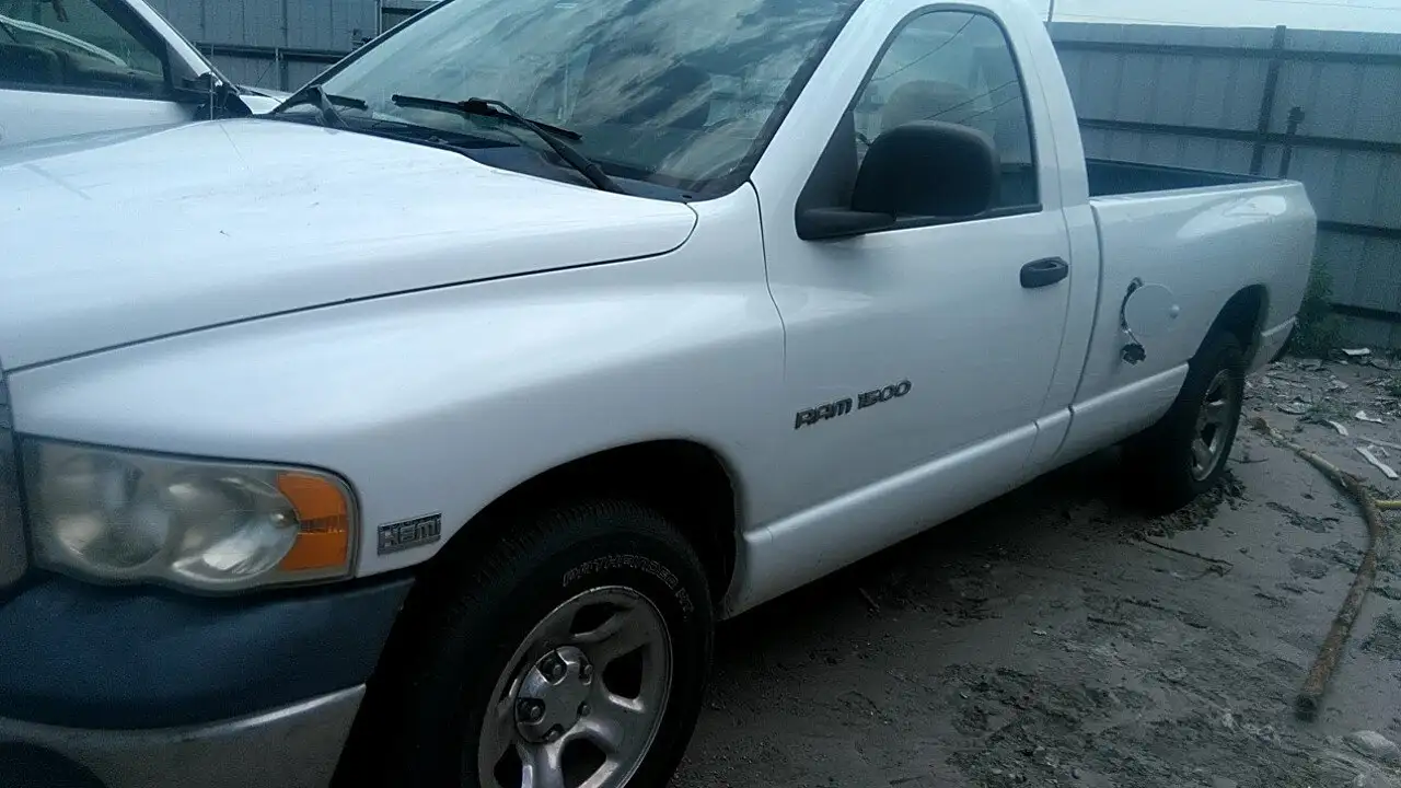 Photo of 2004 Dodge Ram 1500