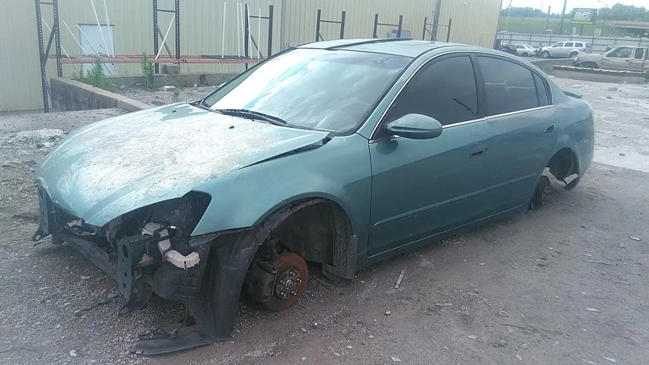 Photo of 2002 Nissan Altima