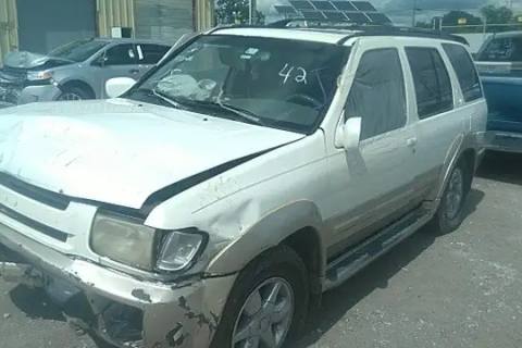 Photo of 1999 Infiniti Qx4