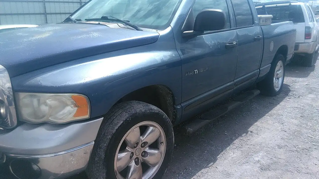 Photo of 2002 Dodge Ram 1500