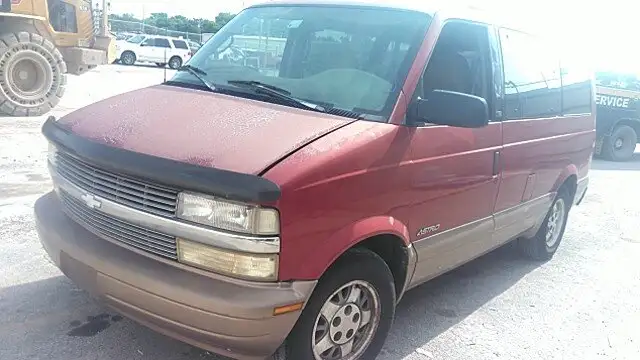 Photo of 1998 Chevrolet Astro
