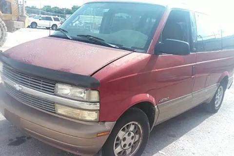Photo of 1998 Chevrolet Astro