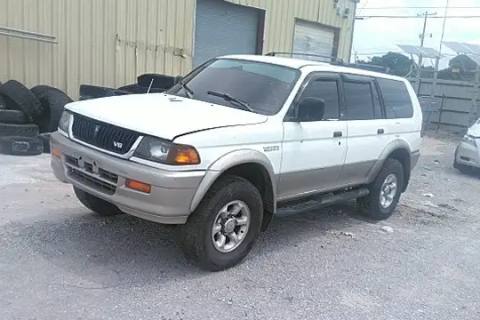 Photo of 1998 Mitsubishi Montero Sport
