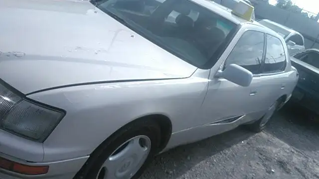 Photo of 1997 Lexus Ls400