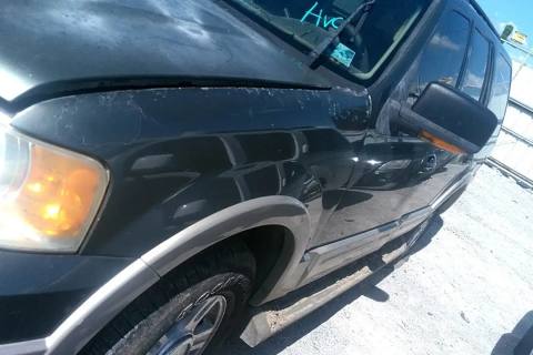 Photo of 2005 Ford Expedition