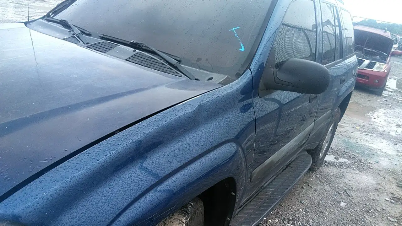 Photo of 2005 Chevrolet Trailblazer
