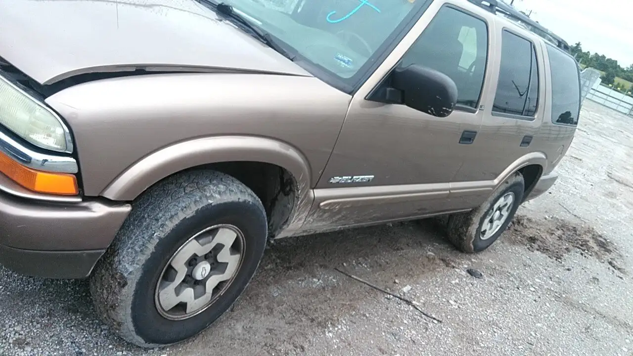 Photo of 2003 Chevrolet Blazer