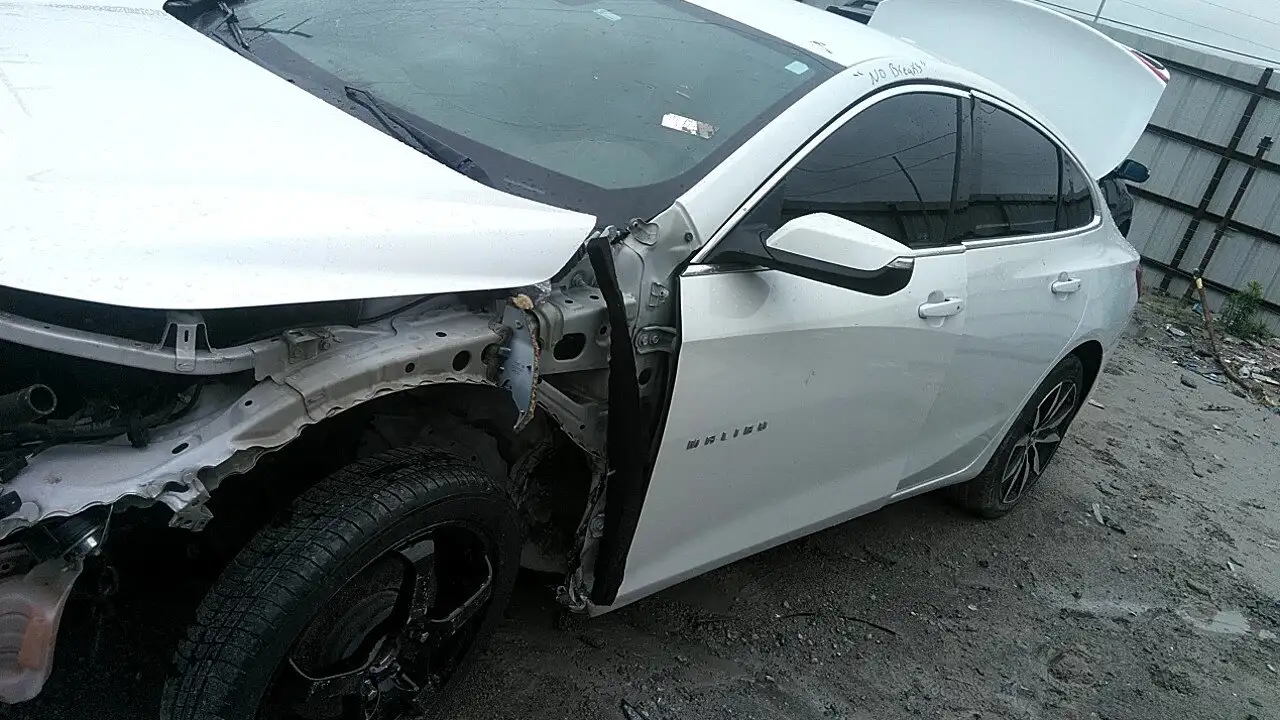 Photo of 2016 Chevrolet Malibu