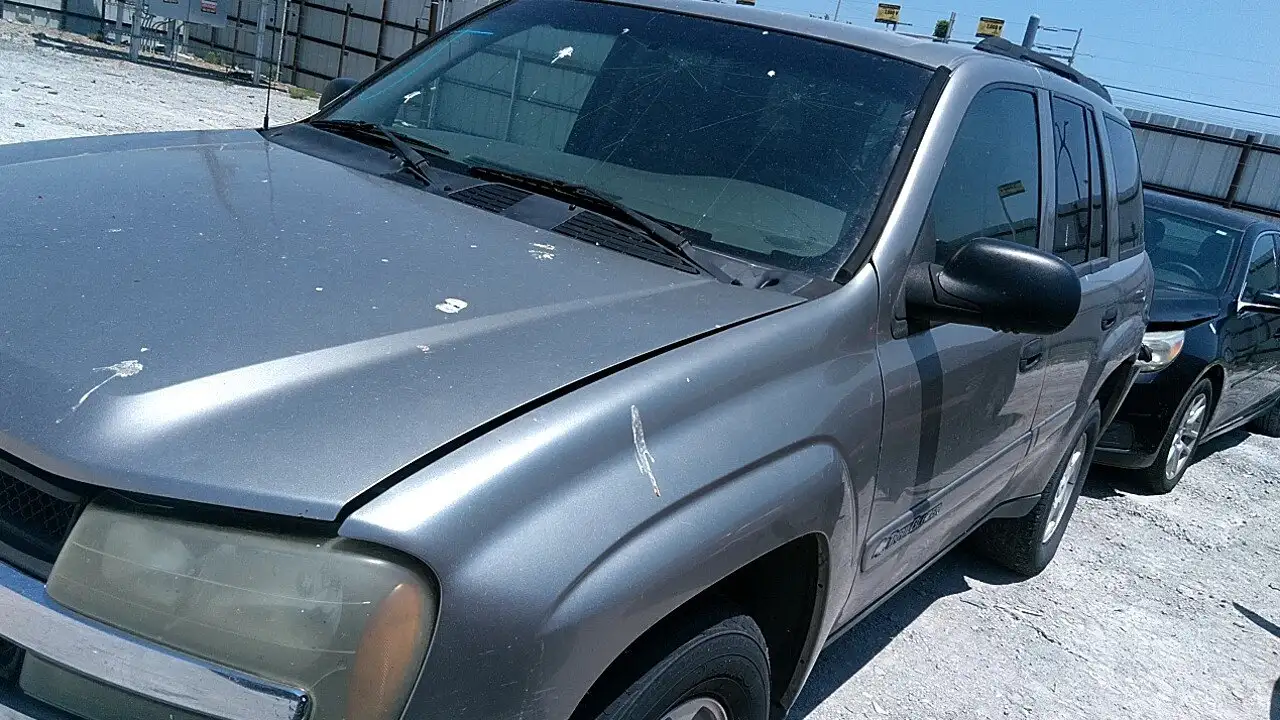 Photo of 2002 Chevrolet Trailblazer