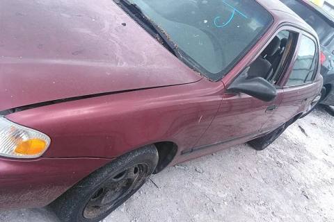 Photo of 2000 Chevrolet Prizm