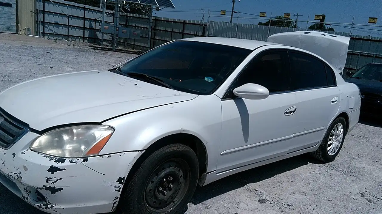 Photo of 2002 Nissan Altima