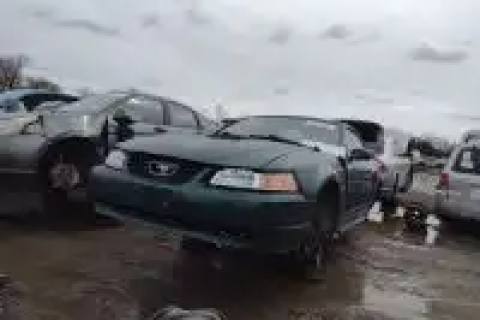 Photo of 2001 Ford Mustang