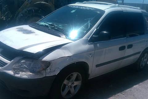 Photo of 2005 Dodge Caravan