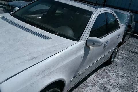 Photo of 2004 Mercedes-Benz E320