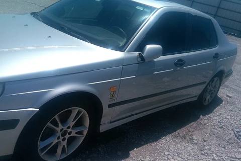 Photo of 2000 Saab 9-5