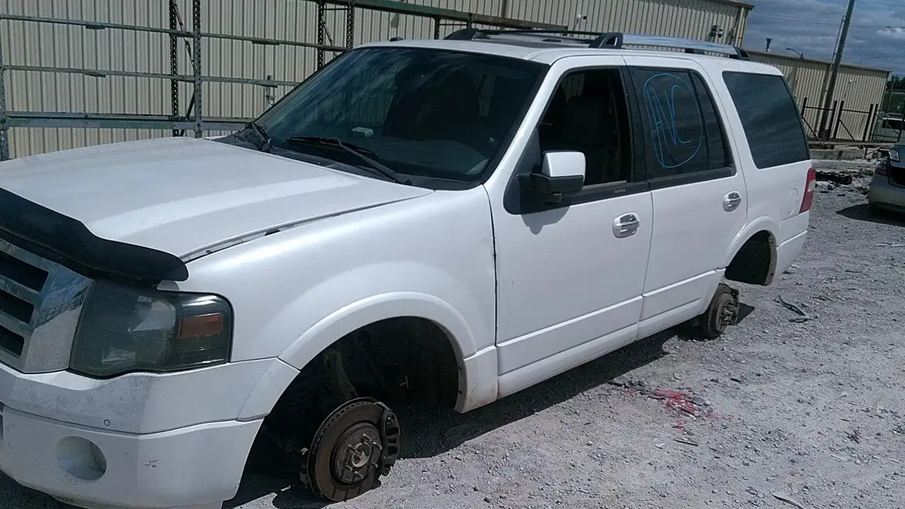 Photo of 2012 Ford Expedition