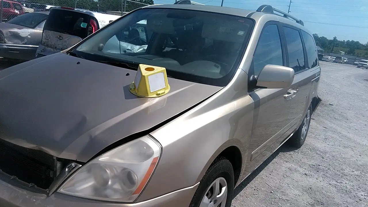 Photo of 2006 Kia Sedona