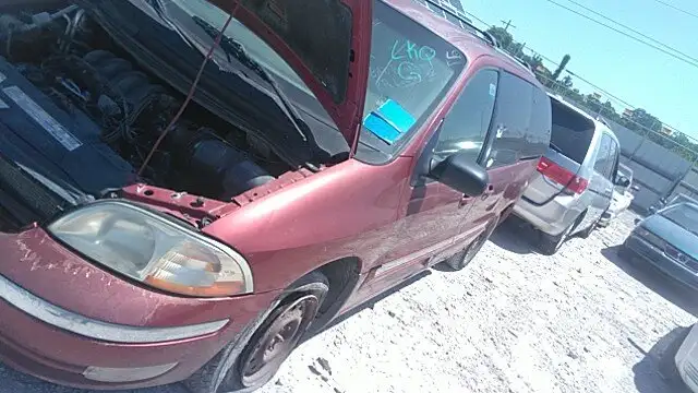 Photo of 1999 Ford Windstar