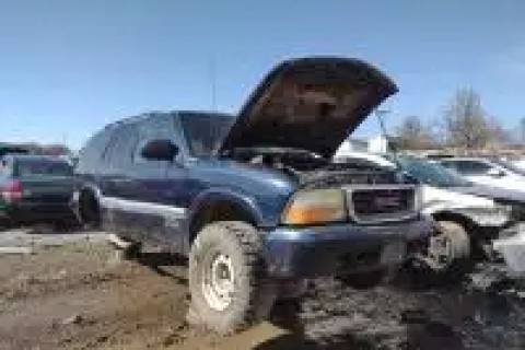Photo of 2000 Gmc Envoy