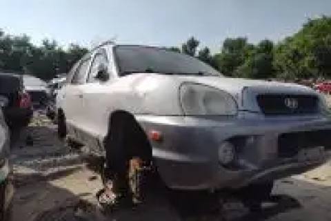 Photo of 2003 Hyundai Santa Fe