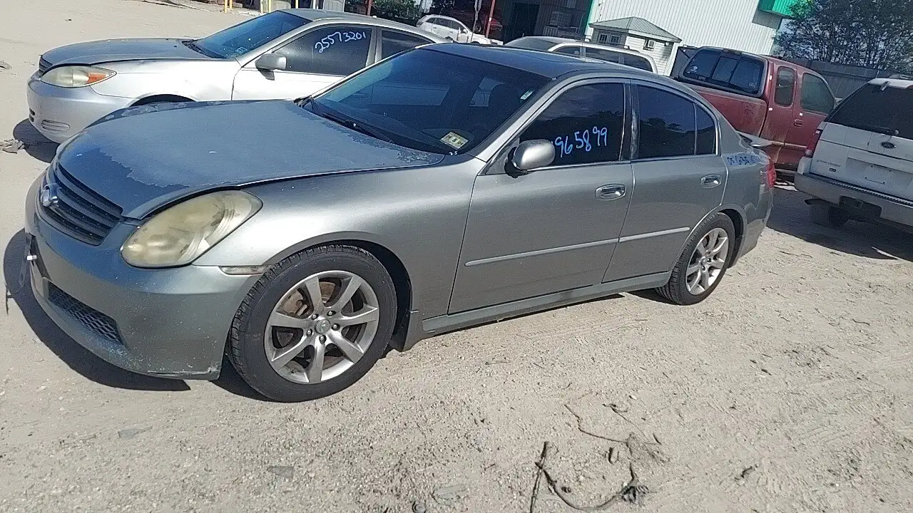 Photo of 2005 Infiniti G35